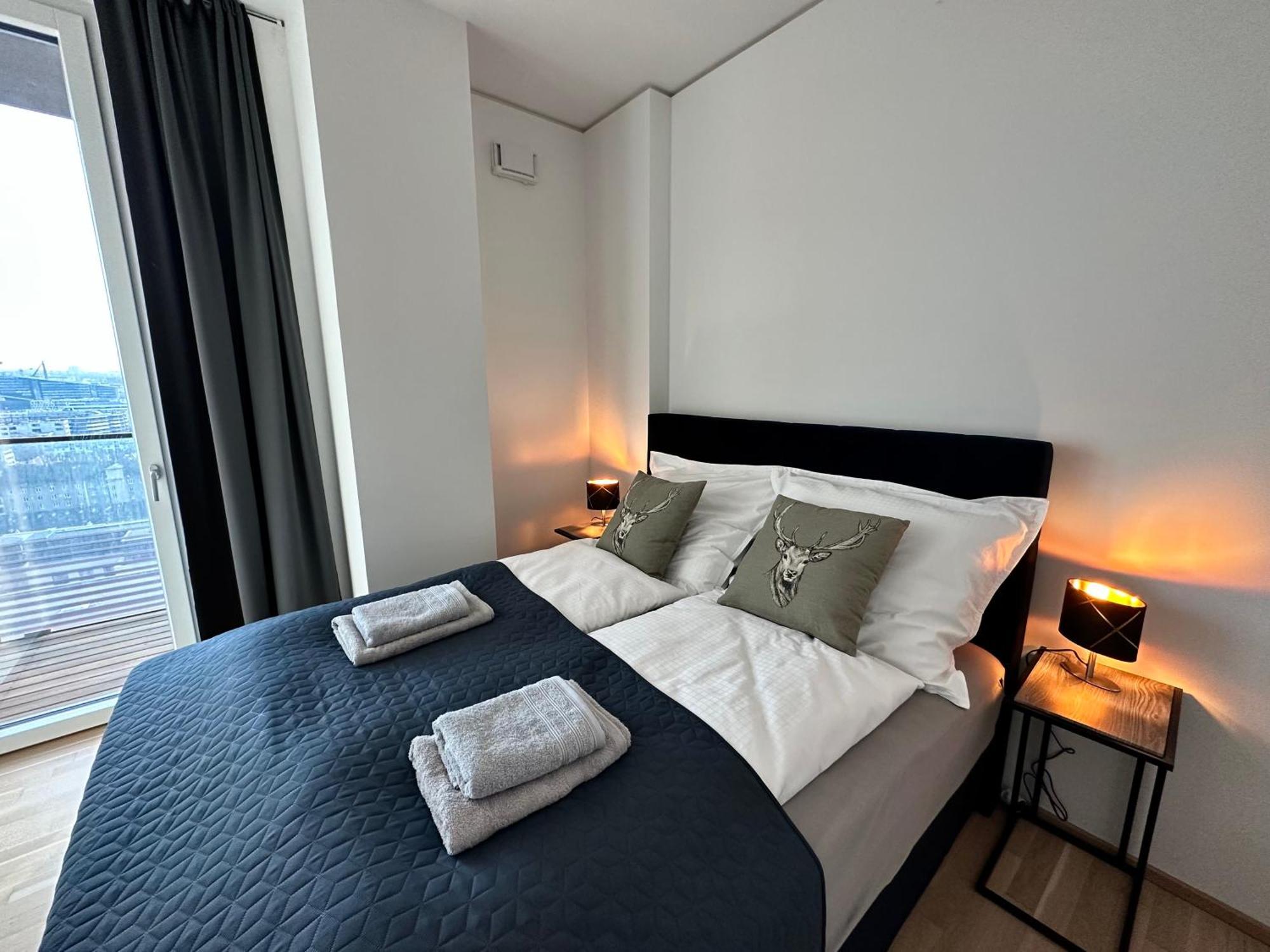 Panorama Sky Apartment I Rooftop Pool I Metro Station Wien Eksteriør billede